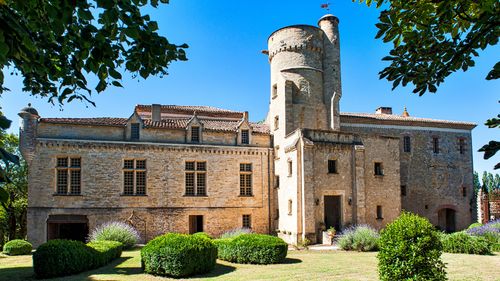 The French Experience Behind the Scenes III