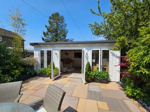 Studio Style Log Cabins