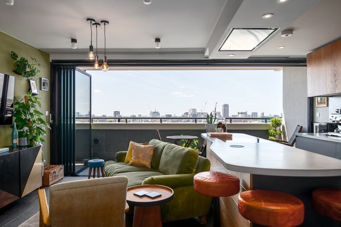 Vistaline - Award winning aluminium slide & turn doors