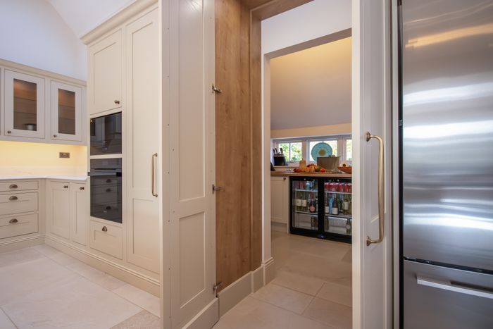 Surrey Farmhouse Inframe Project
