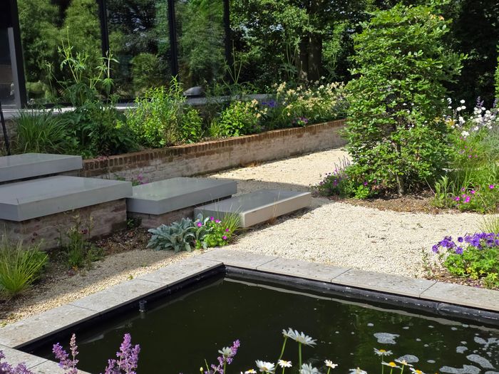 Modern House with Contemporary Garden