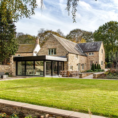 Reimagining a barn with a contemporary glazed extension