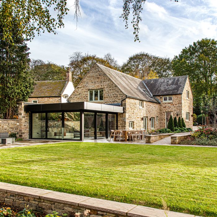 Reimagining a barn with a contemporary glazed extension