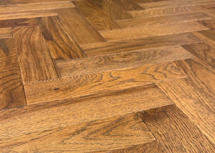 OAK HERRINGBONE BLOCK IN COGNAC