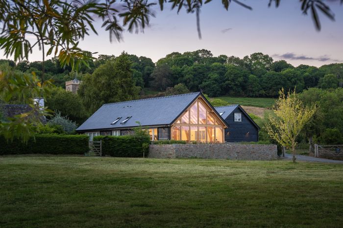 Oak frame annexes