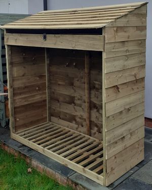 Large Log Store with Kindling Shelf & Hinged Top