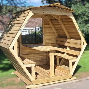 Gondola Pod - 8 Seater Wooden Garden Seating Pod
