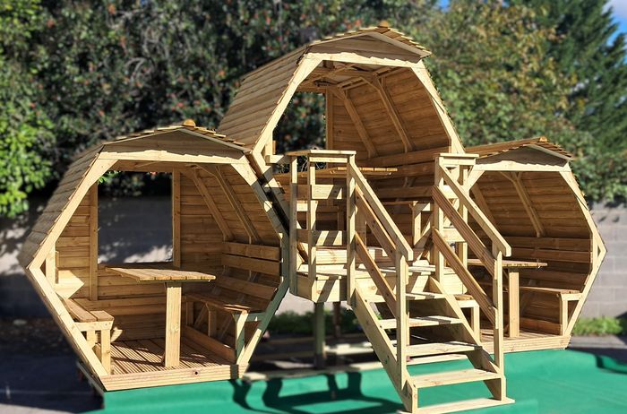 Gondola Hive - 24 Seater Pod Structure
