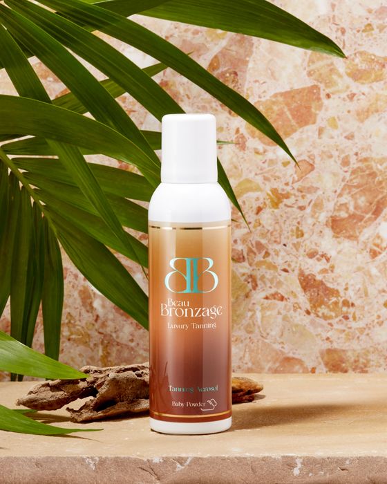 Self-tanning mist