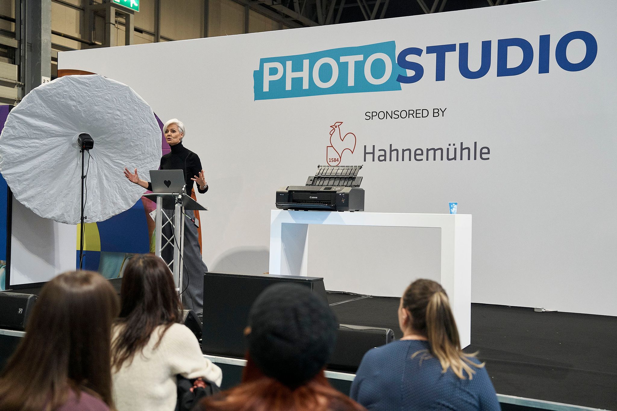 Photo Studio