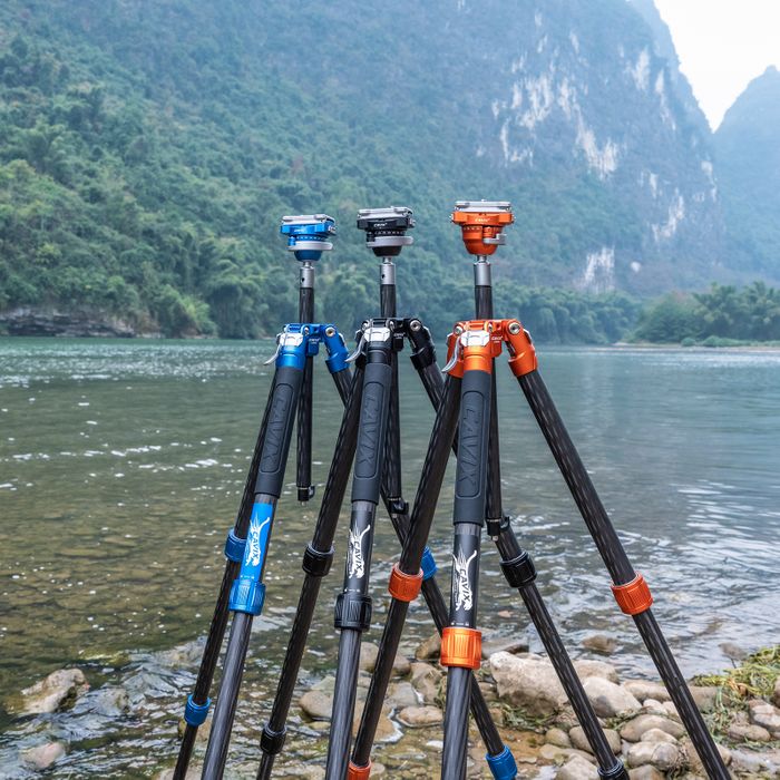 Leopard Quick Release Tripod L-254C