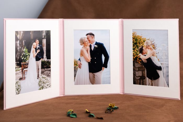Tri- Fold Folio