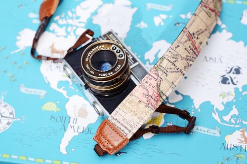 iMo Map camera strap