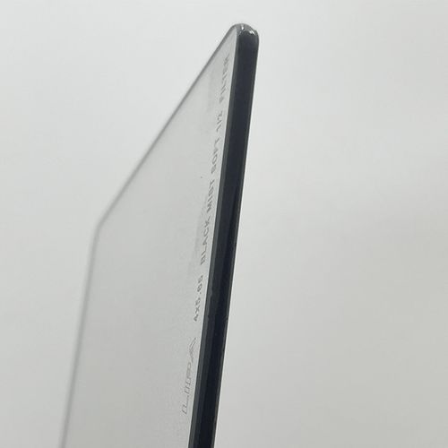 4*5.65 Hollywood Black Magic