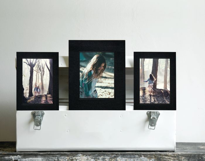 MODERN EVENT STRUT PHOTO MOUNTS