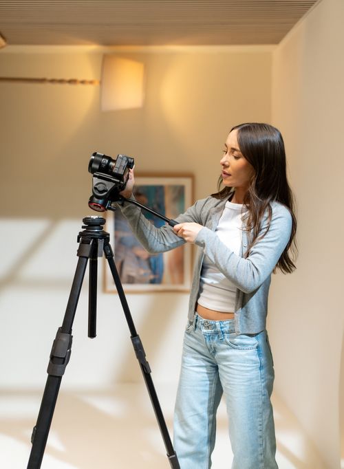 Manfrotto ONE Hybrid Tripod Wins iF Design Award 2026 