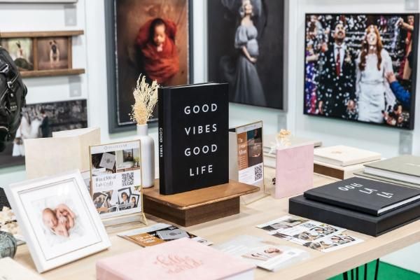 Album and wall art display 