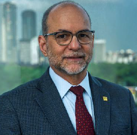 Speaker profile image for Enrique Novoa