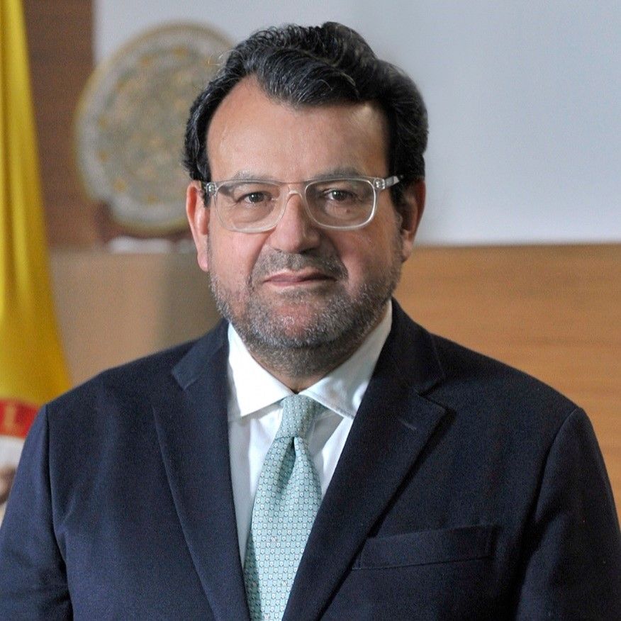 Armando Zamora