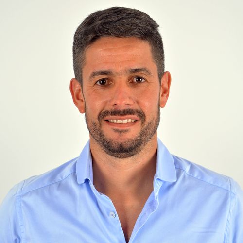 Speaker profile image for Gast&oacute;n Moyano