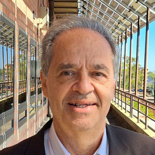 Speaker profile image for Dr. Julio Dur&aacute;n