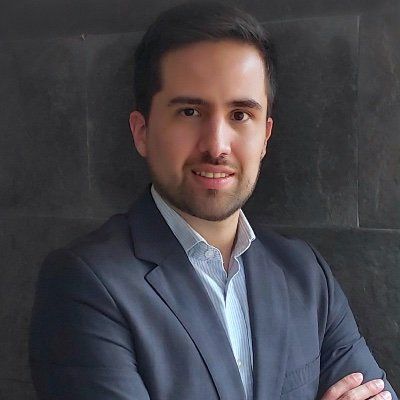 Speaker profile image for Roberto Cajamarca