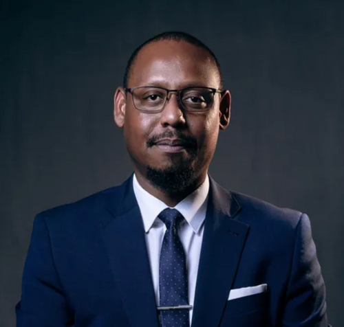 Speaker profile image for Elthon Chemane