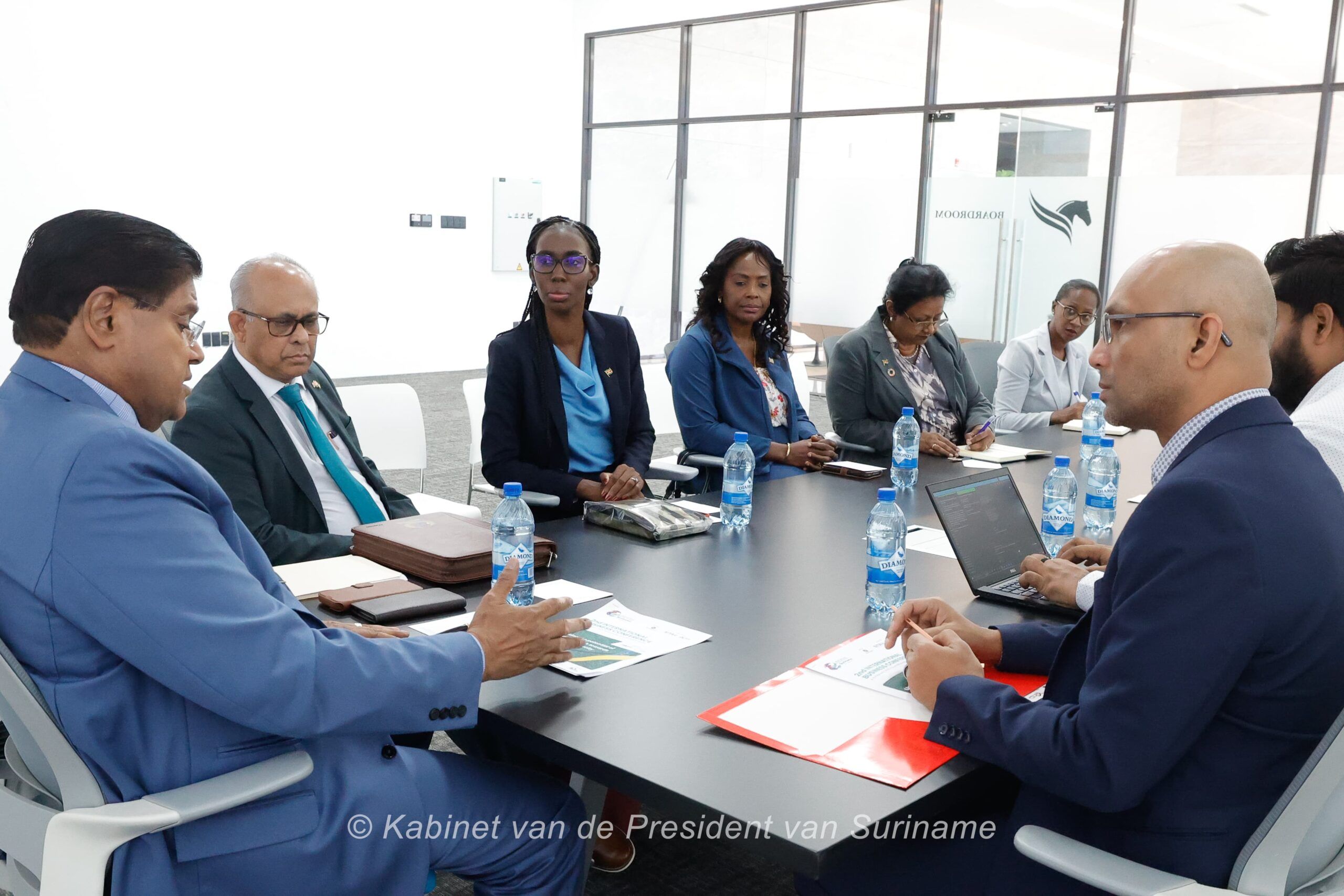 Suriname President Santokhi meets Suriname-Guyana Chamber of Commerce