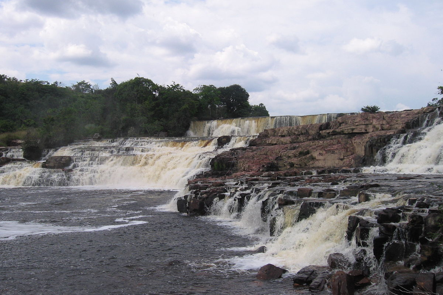 Orinduik Falls