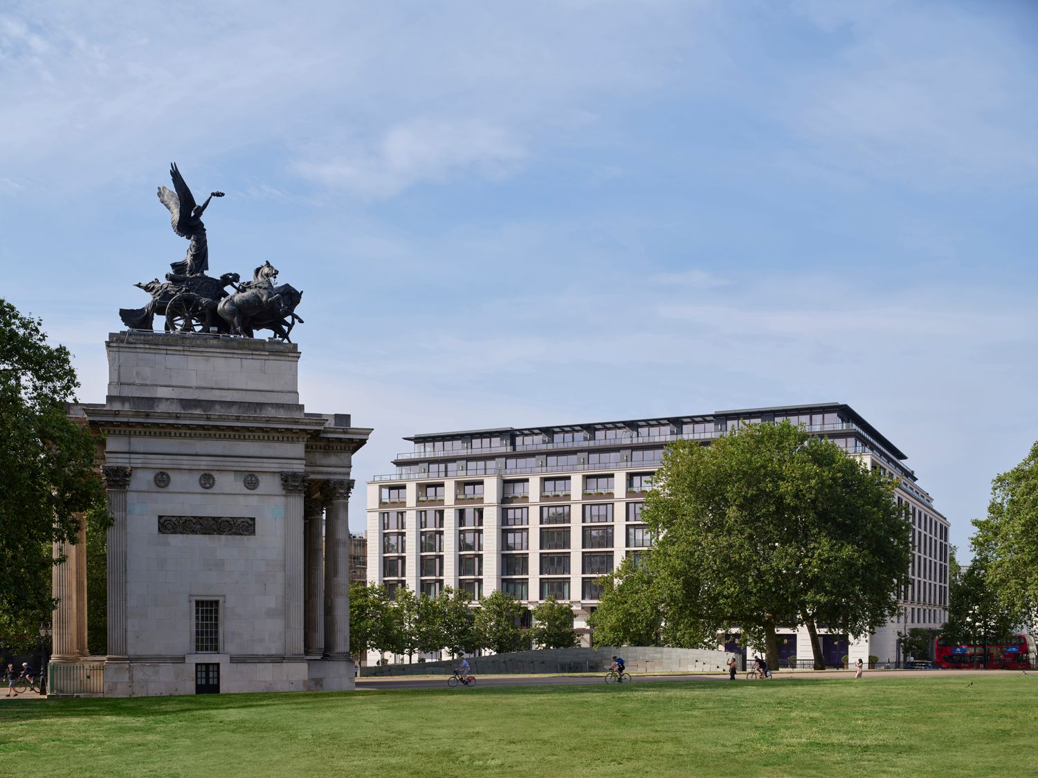 Peninsula London