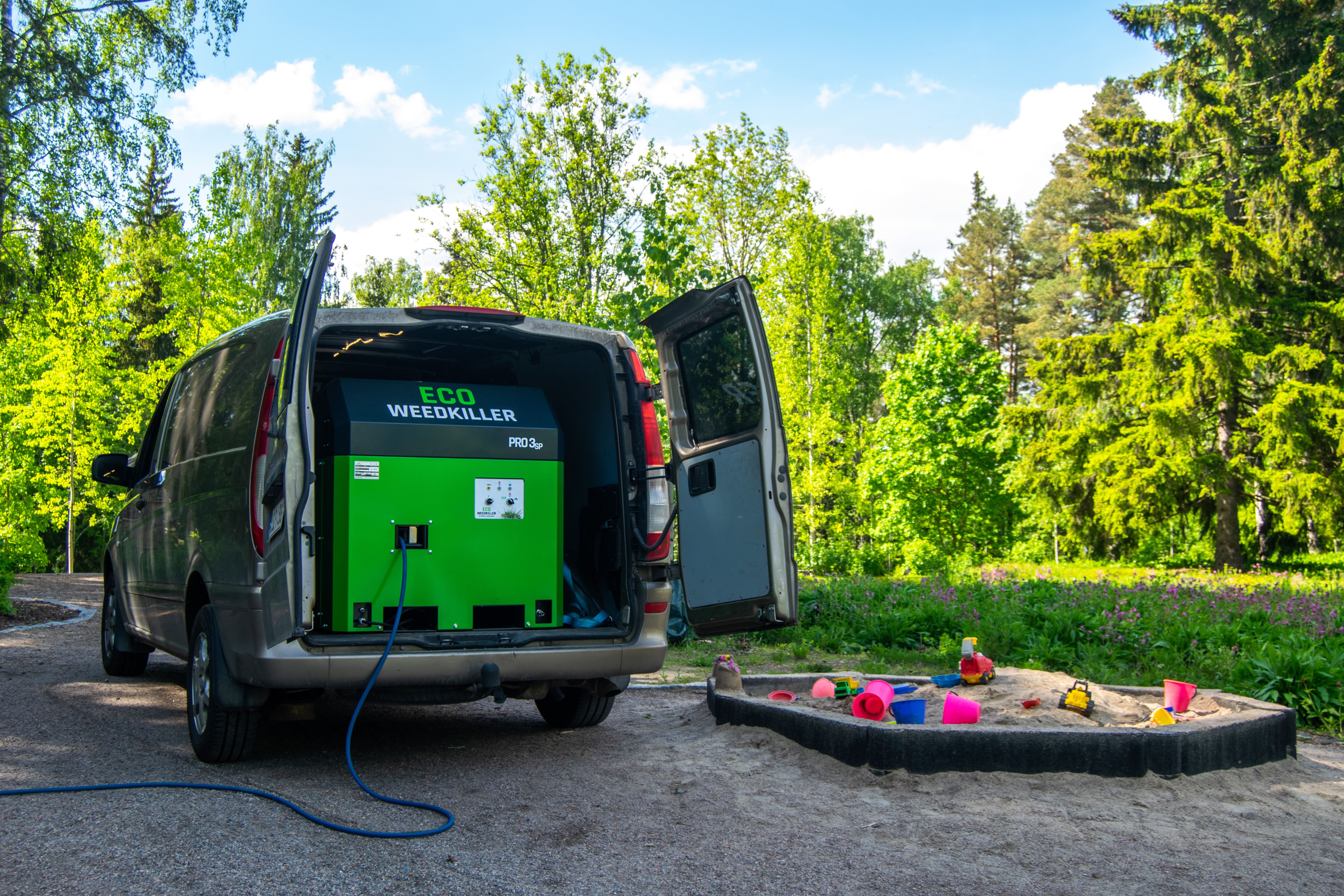 Eco Weedkiller Pro3 SP Fully electric hot water device for weed control