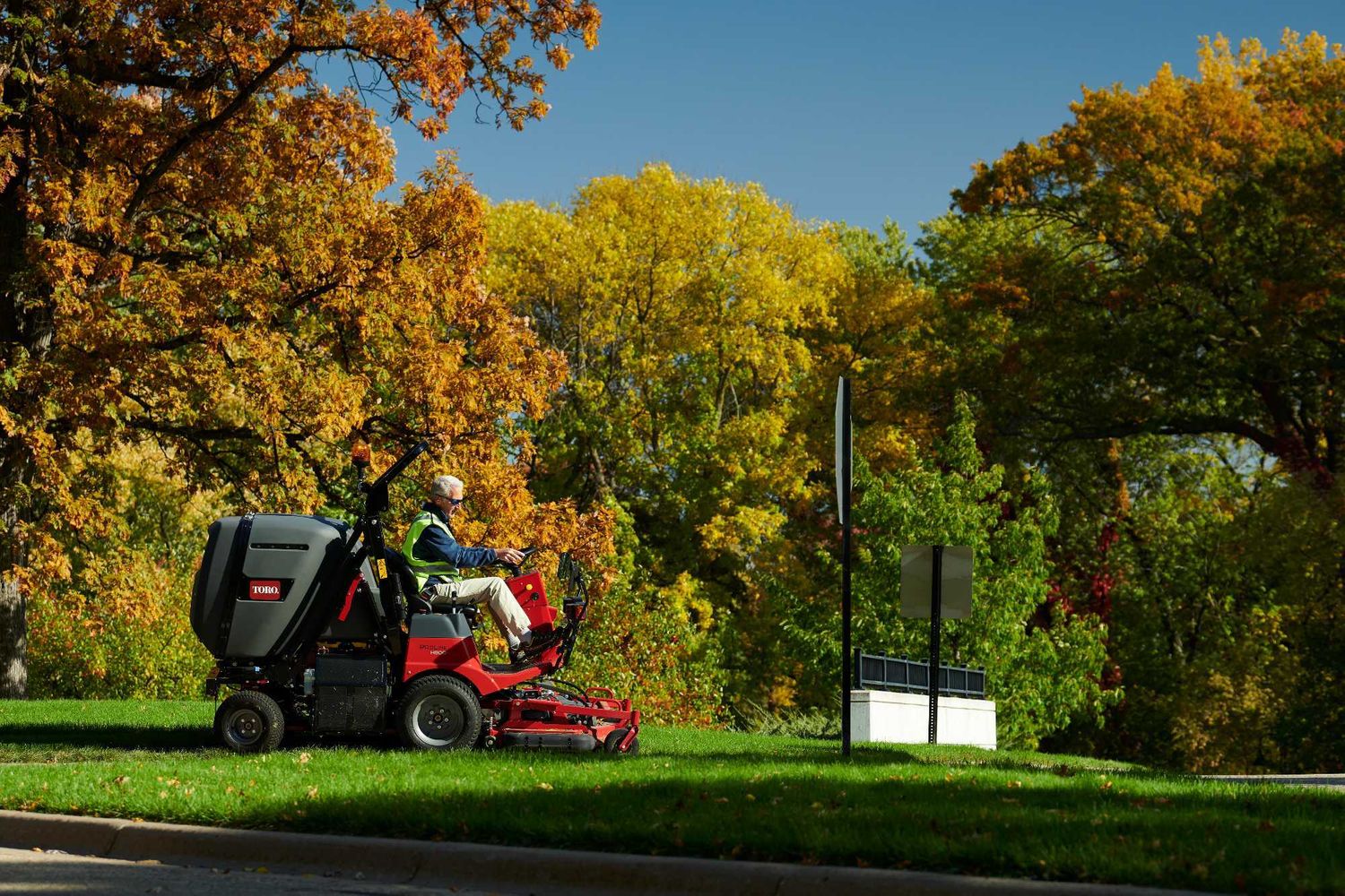 Cover image - Reesink UK / Toro