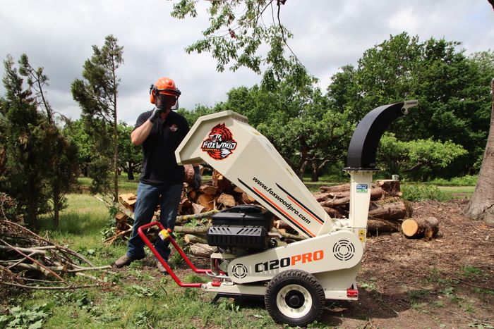 C120 Pro compact chipper