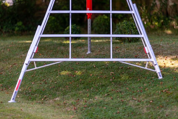 Henchman Fully Adjustable PRO Tripod Ladder