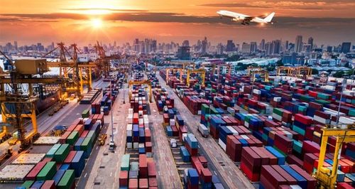 4 ways the IoT is revolutionising supply chain management