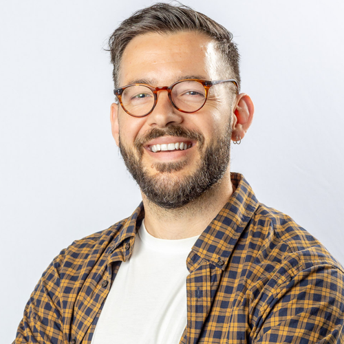 Speaker profile image for Caspar Roxburgh