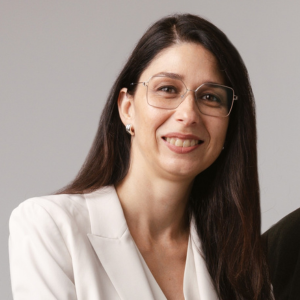 Dr Sandra Peter