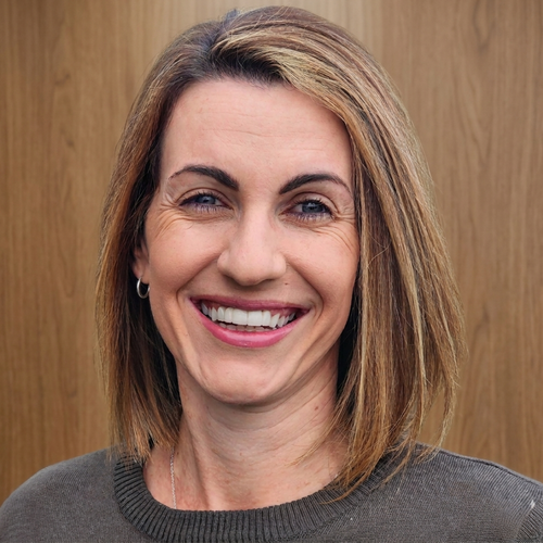 Speaker profile image for Izette du Toit