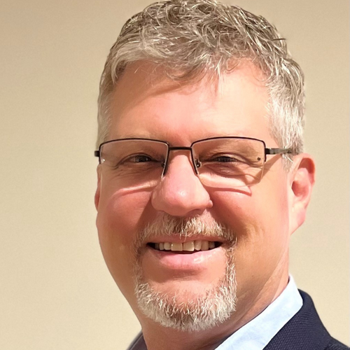 Speaker profile image for Hennie Peters