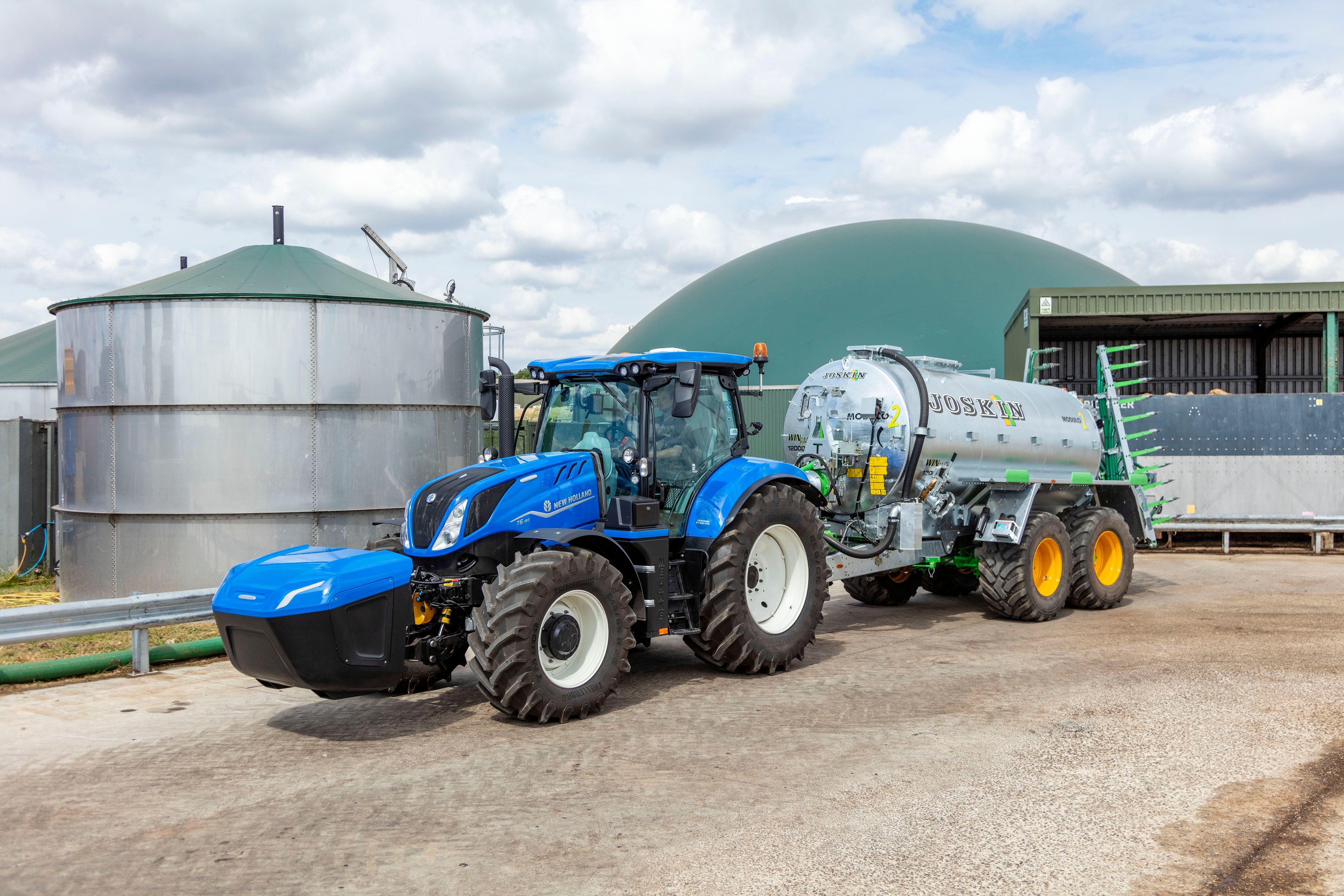 New Holland - T6.180 Methane Tractor