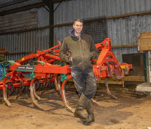 KVERNELAND ENDURO PRO STUBBLE CULTIVATOR BRINGS FLEXIBILITY WITH SEEDBEDS