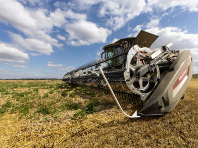High-Productivity Harvesting – MacDon’s FD2 combine header