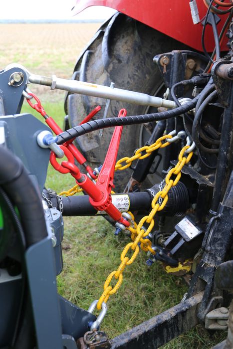 Razorback 67+ Fixed Forward Reach Hedgecutter
