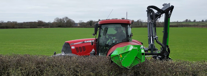 Razorback 67+ Fixed Forward Reach Hedgecutter