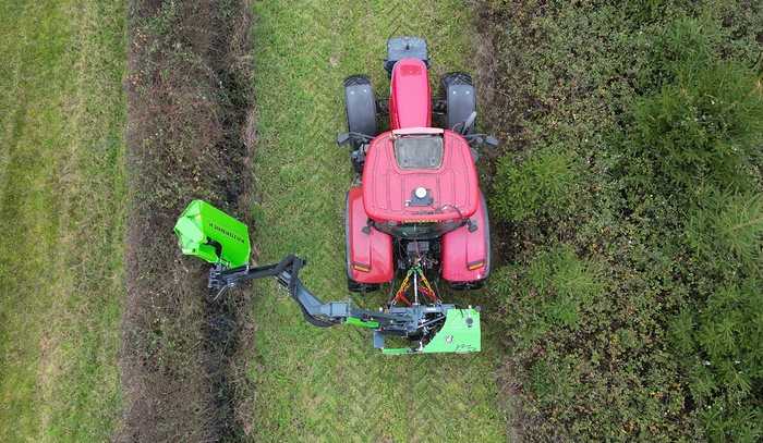 Razorback 67+ Fixed Forward Reach Hedgecutter