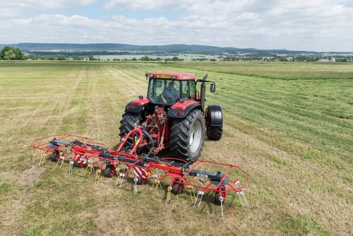 Six rotors tedder OZ-676 with hook fingers