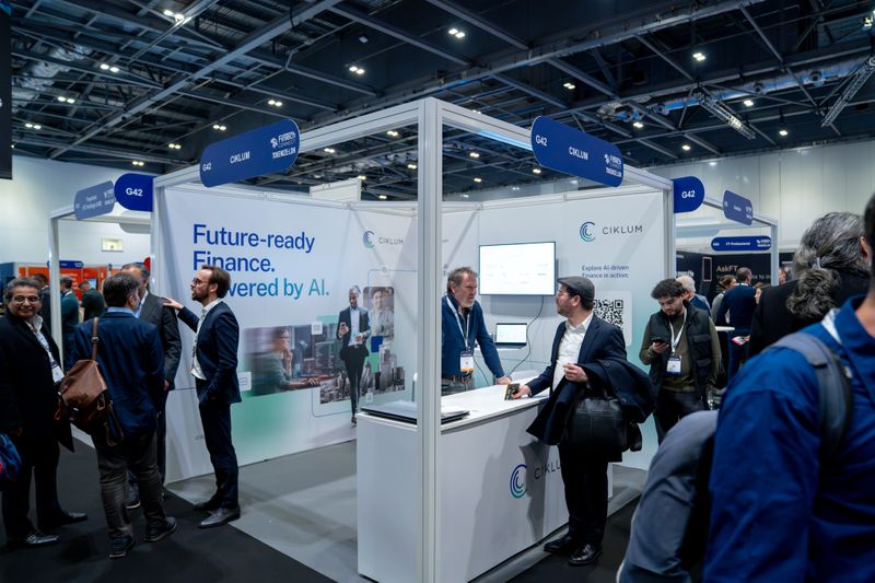 Fintech growth and marketing track