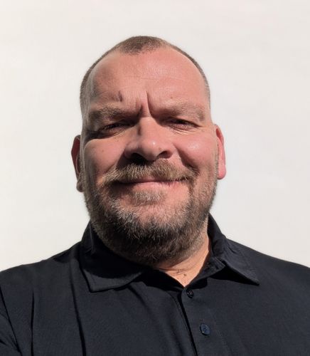 Speaker profile image for Iain Thomas