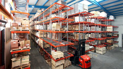 AR Racking raises the efficiency in the warehouse of Fire Fighting Equipments, S.L.U. | Case Study