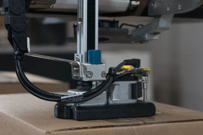 All Electric Label Applicator